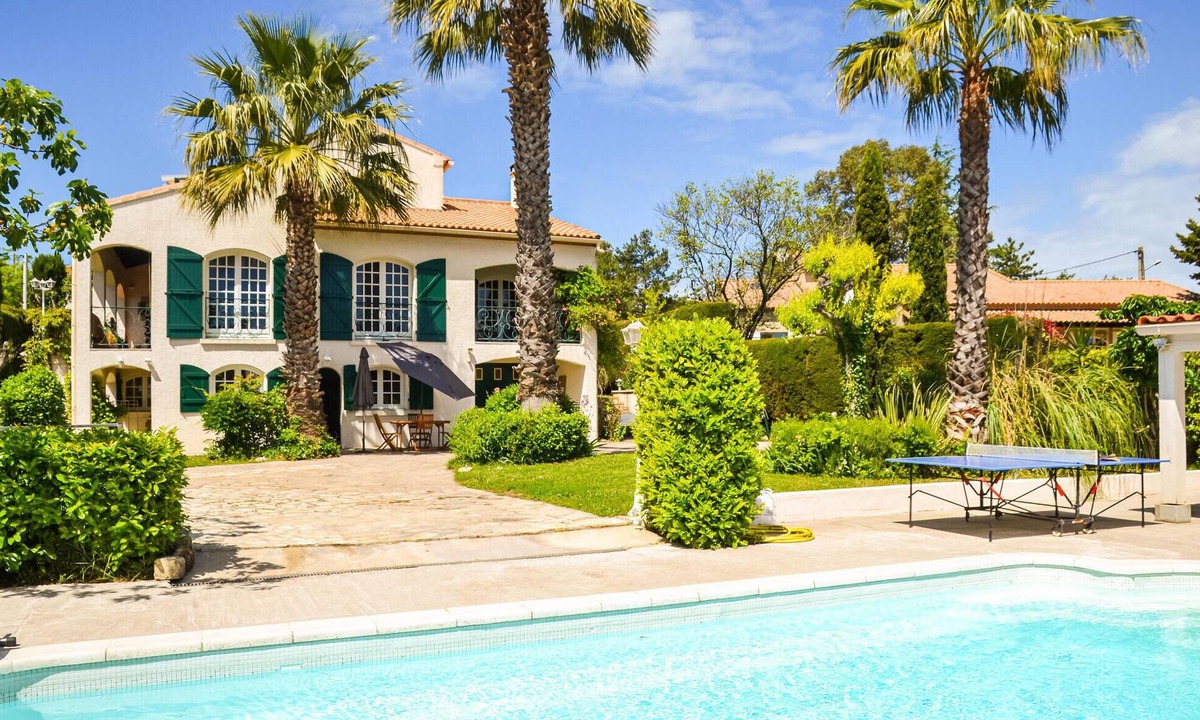 Murviel-les-Montpellier Apartment | Nice apartment in Pignan with WiFi