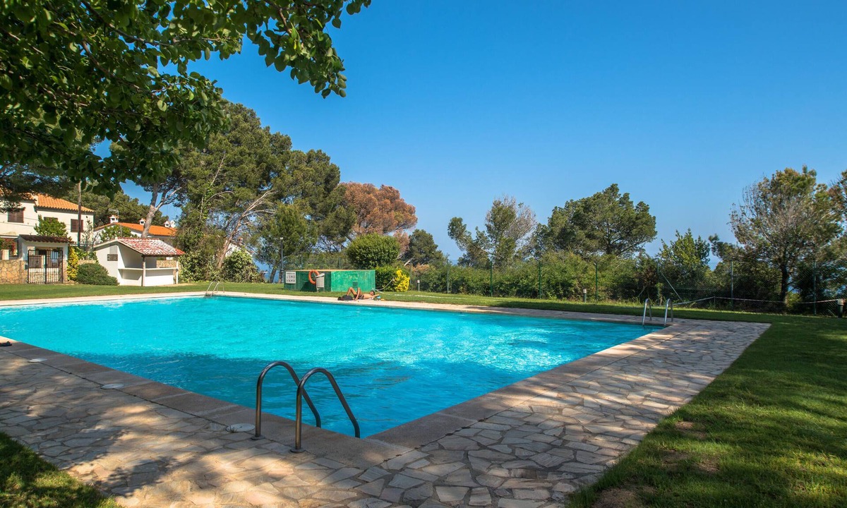 Aiguablava Apartment | Nice apartment with sea views and pool in Begur