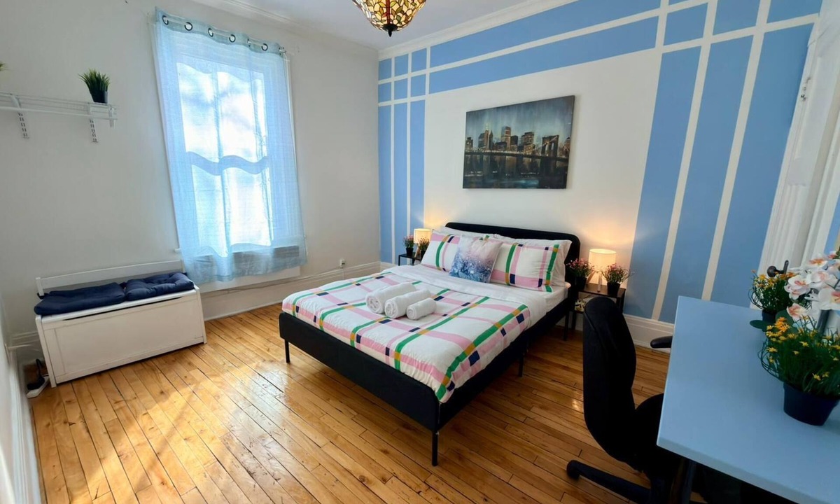 Cote-Des-Neiges—Notre-Dame-De-Grace Apartment | Nice Click to Stay