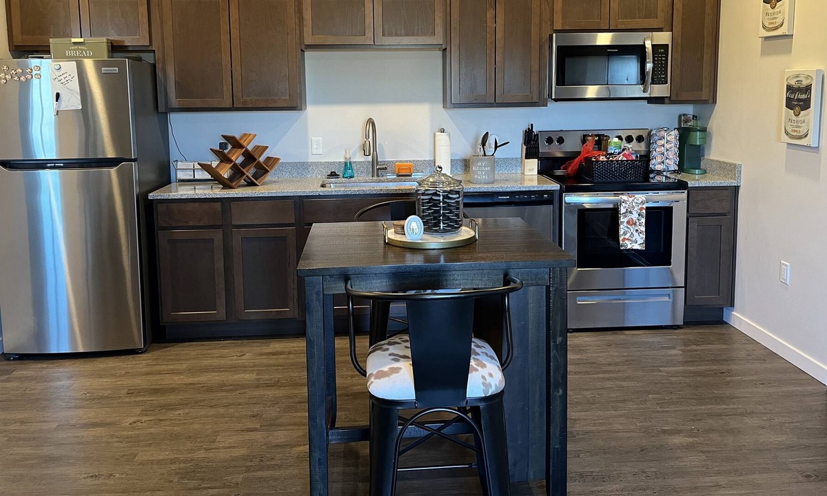 Raymore Apartment | Nice Comfy Luxury Living
