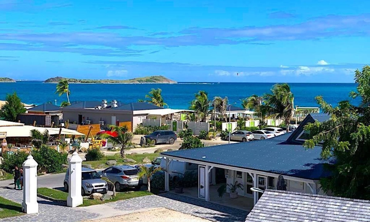 Orient Bay Apartment | Nice condo in Orient bay