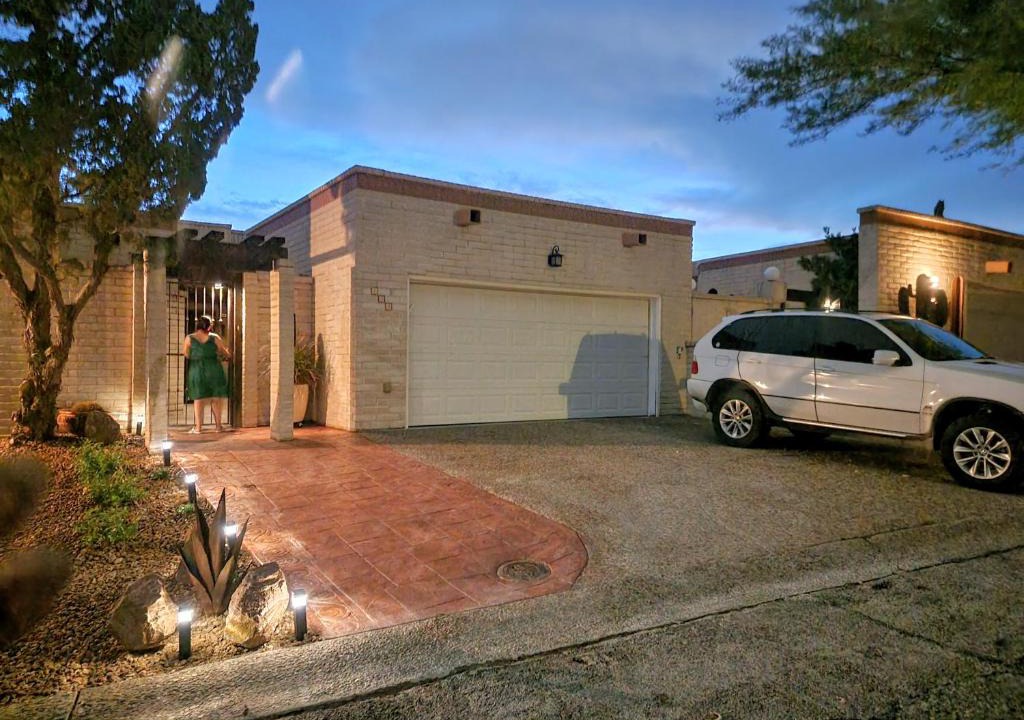 Biggs Field Villa | NICE CONDO NEAR i10, 4 BEDS WITH A VIEW