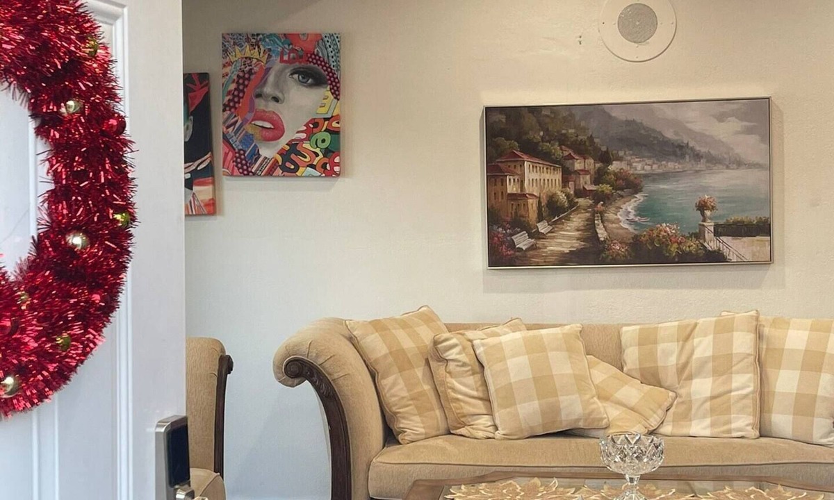 Anaheim Colony Historic District House | Nice cosy and private guest homes close to disneyland