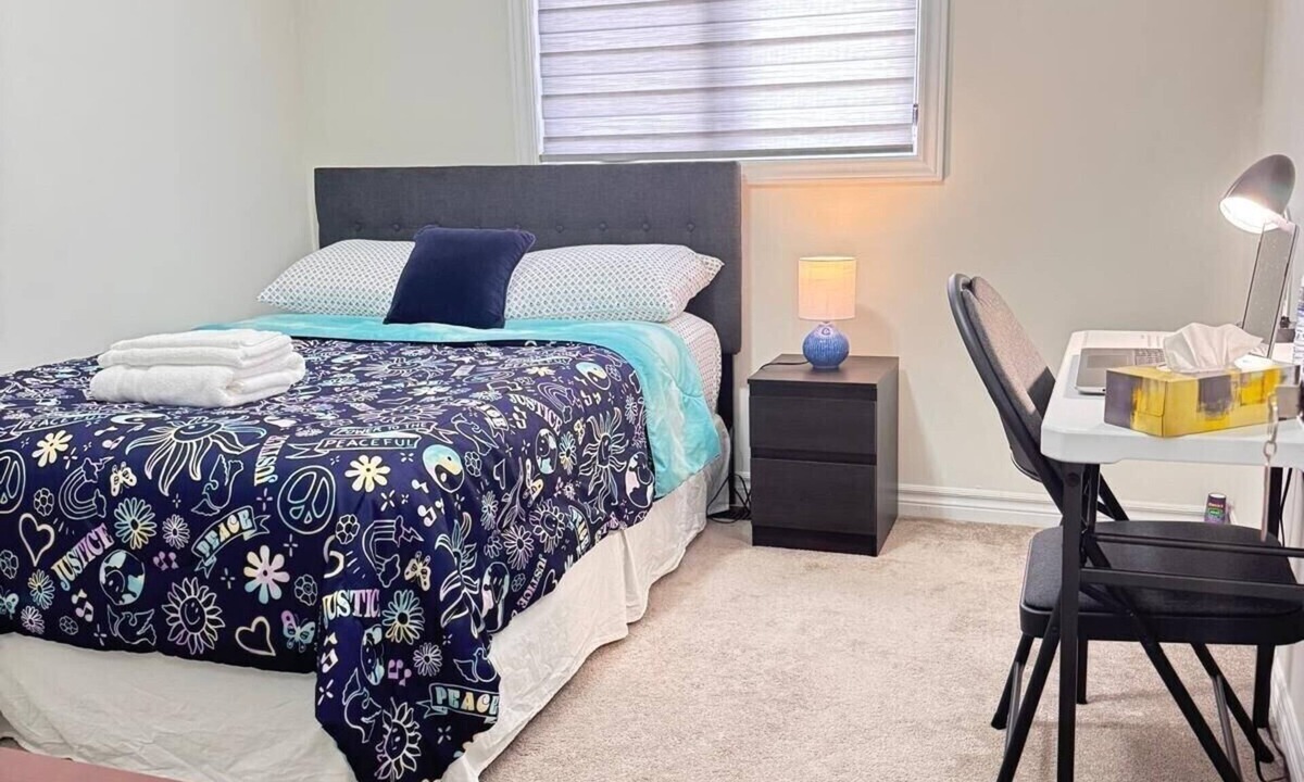 Thorold House | Nice Cozy Room in Thorold, close to Niagara Falls
