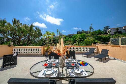 Saint Antoine Apartment | Nice Fabron, terrasse & piscine dans résidence