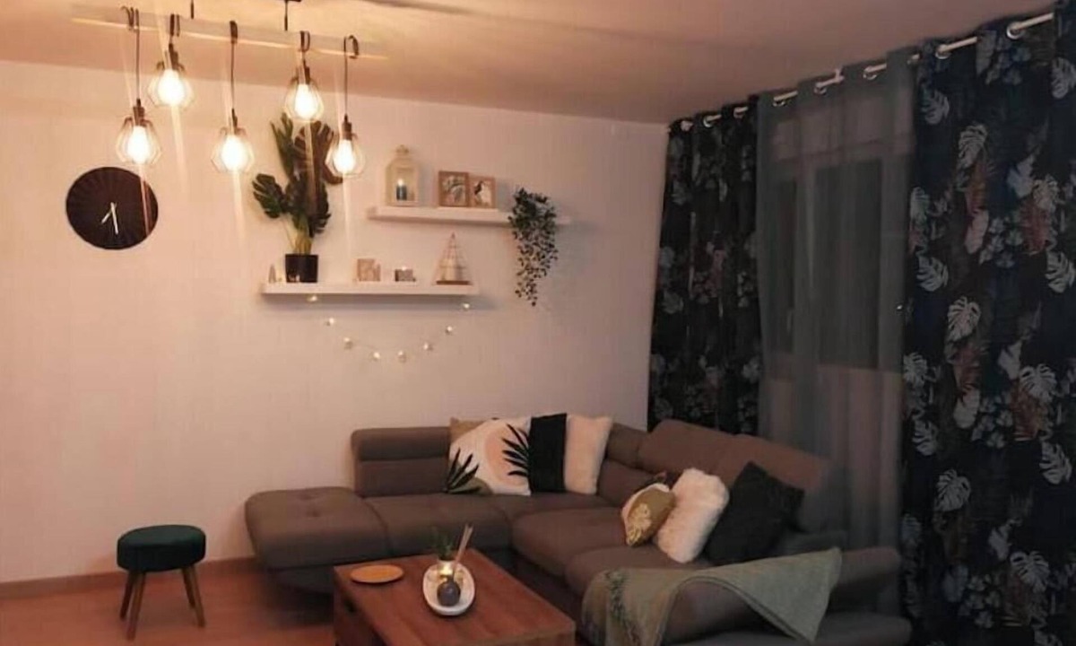 Cenon Apartment | Nice Family Apartment