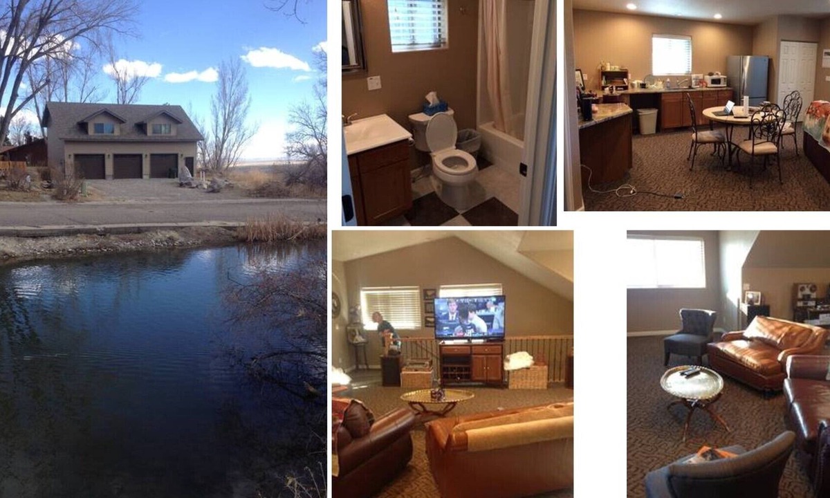 Riverton House | NICE finished loft area above garage.
