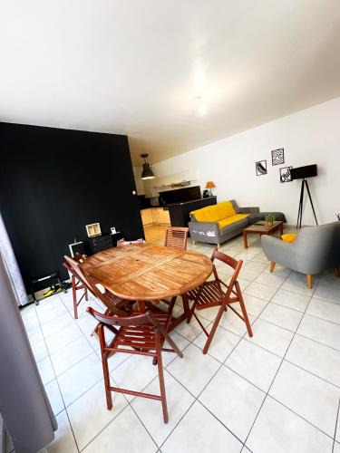 Saint-Denis Apartment | Nice flat close to Stade de France & Paris' heart