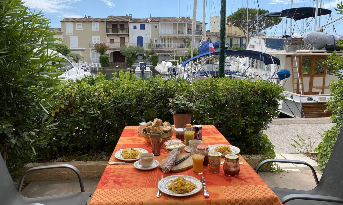 Port Grimaud Apartment | Nice Garden Apartment in Port Grimaud