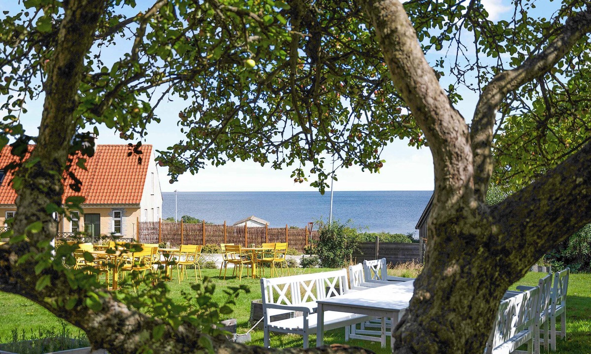 Svaneke Apartment | Nice holiday apartment 7 at Solgaarden Årsdale