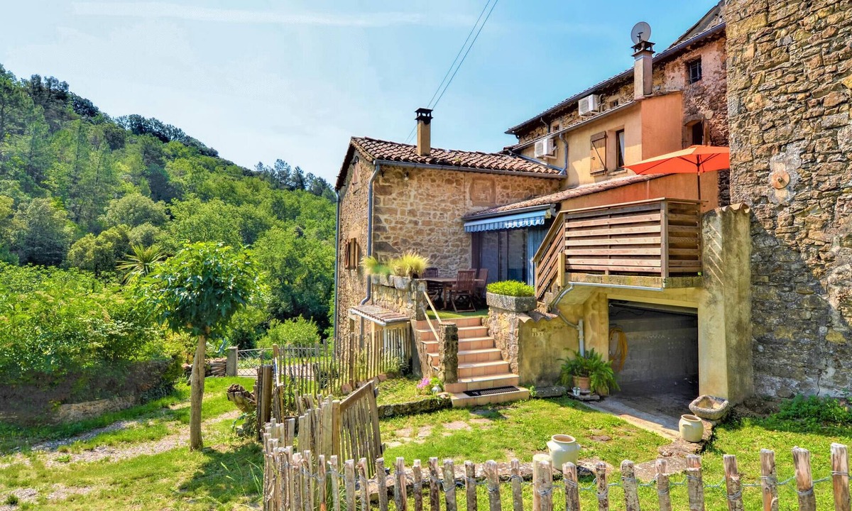 Saint-Jean-de-Valeriscle House | Nice home in Saint-Jean-De-Valerisc