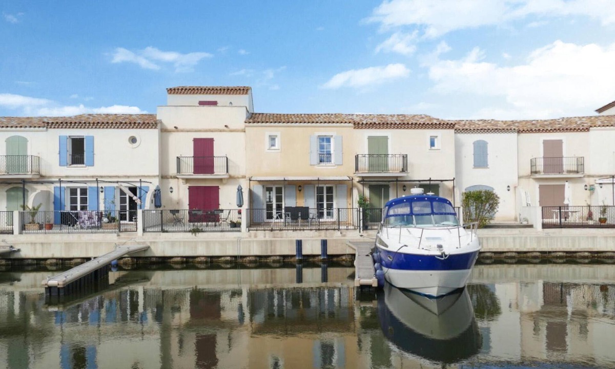 Aigues-Mortes House | Nice home in Aigues-Mortes with house sea view
