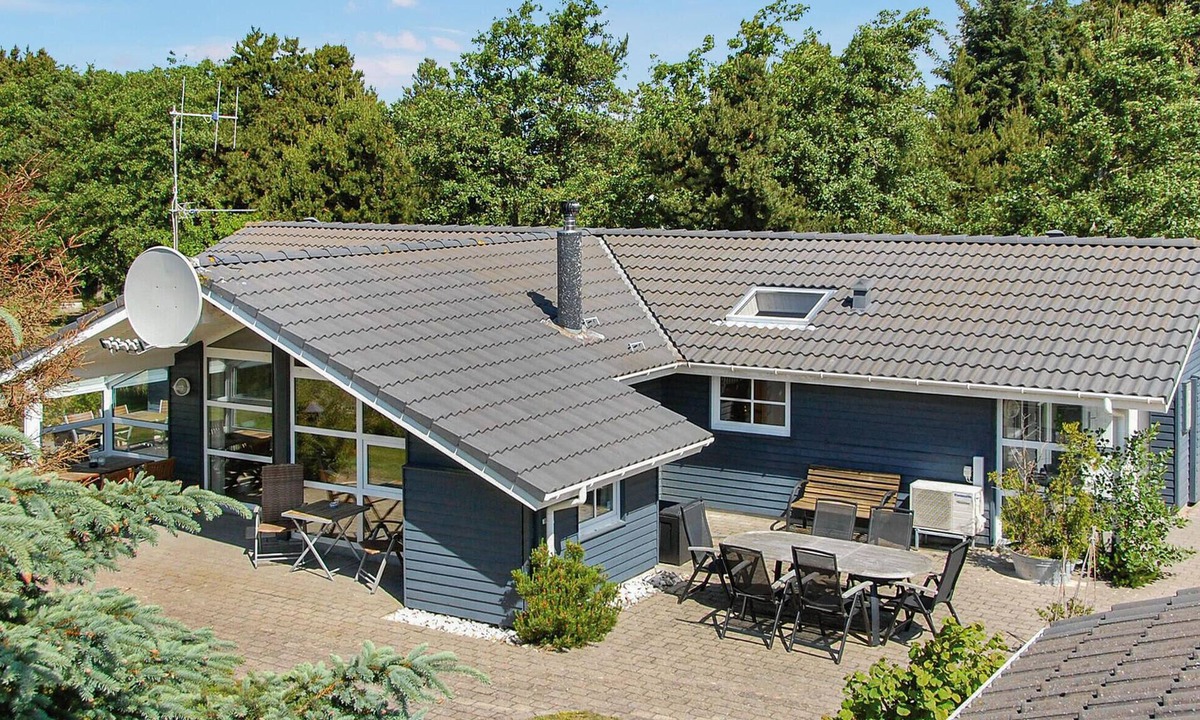 Blavand House | Nice home in Blåvand with sauna