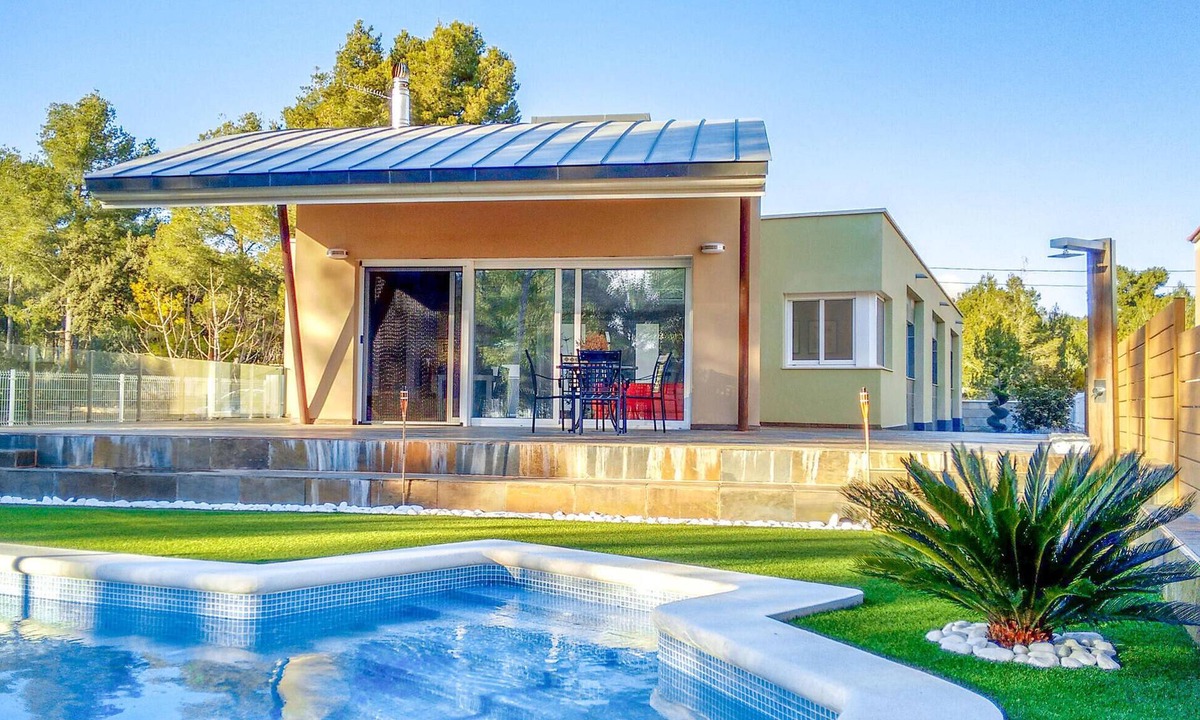 Cabra del Camp House | Nice home in Cabra del Camp