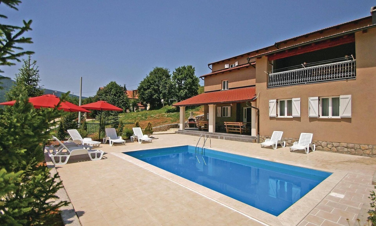 Crni Kal House | Nice home in Crni Kal