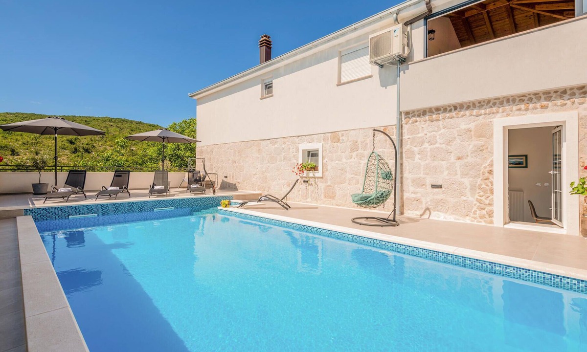Lovrec House | Nice home in Dobrince