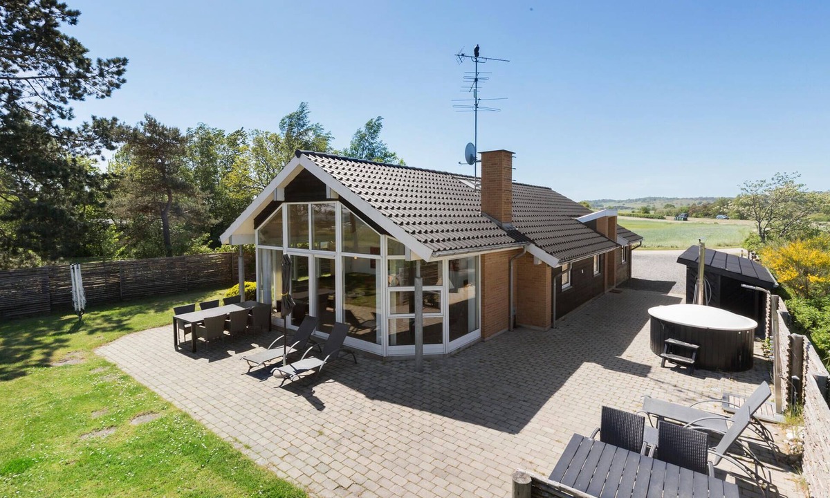 Femmøller House | Nice home in Ebeltoft with sauna