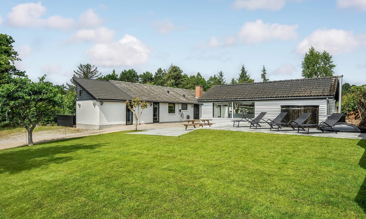 Lyngsbæk Strand House | Nice home in Ebeltoft with WiFi