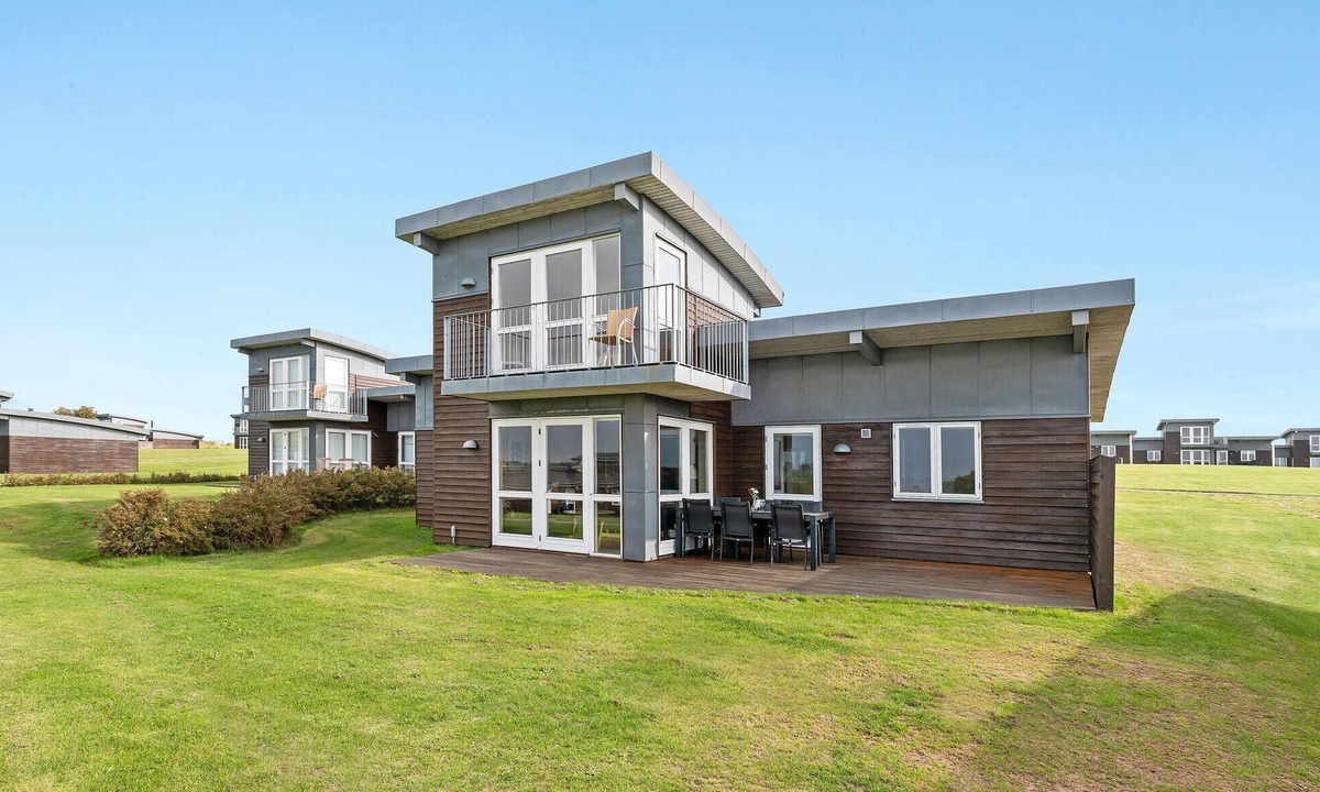 Faaborg House | Nice home in Faaborg with kitchen