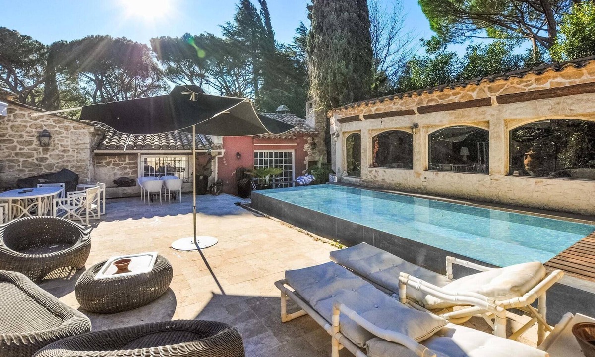 Les Brugassieres House | Nice home in Le Plan-de-la-Tour