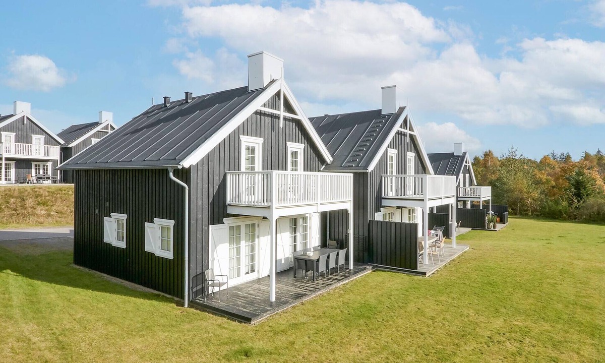 Gjern House | Nice home in Gjern with sauna