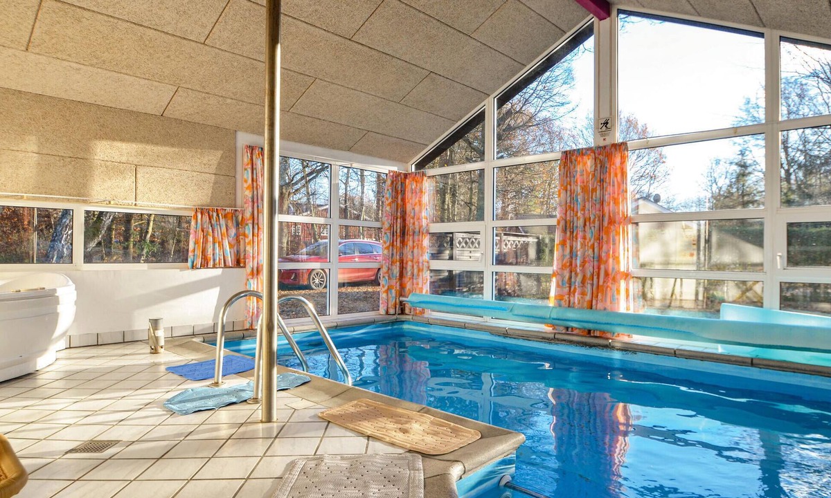 Fjellerup Strand House | Nice home in Glesborg with sauna