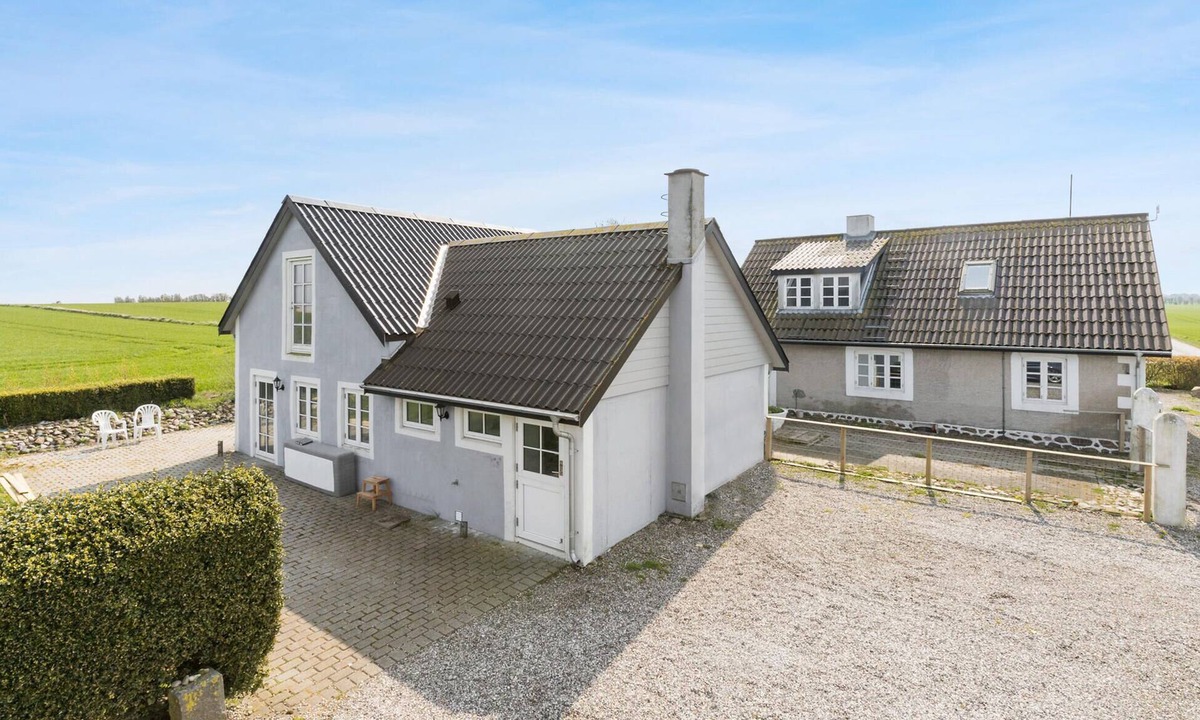 Grenaa House | Nice home in Grenaa with WiFi