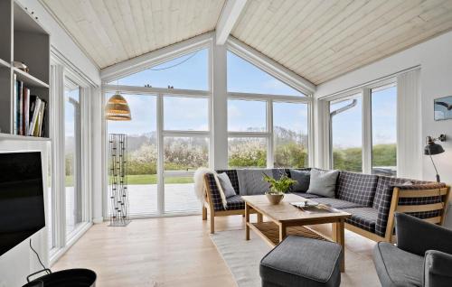 Diernæs House | Nice Home In Haderslev With Lake View