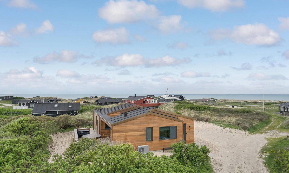 Lonstrup House | Nice home in Hjørring with sauna