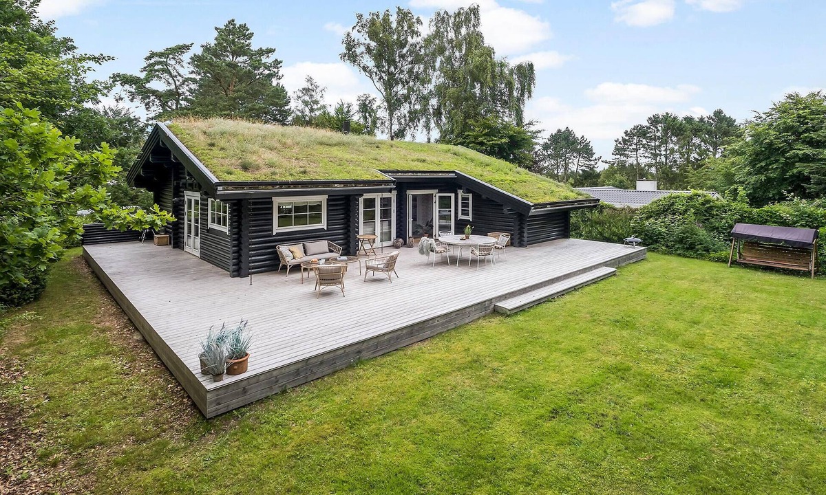 Hornbaek House | Nice home in Hornbæk with WiFi