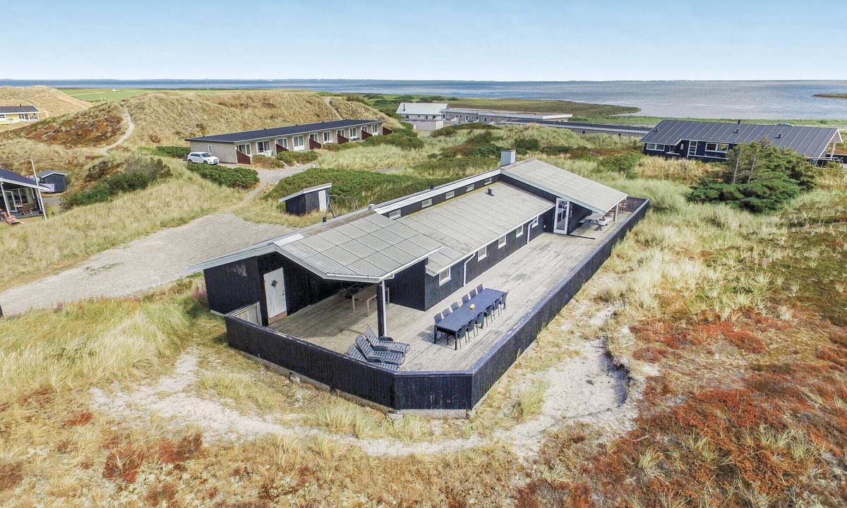 Hvide Sande House | Nice home in Hvide Sande with sauna