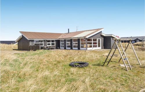 Bjerregard Strand House | Nice Home In Hvide Sande With Sauna