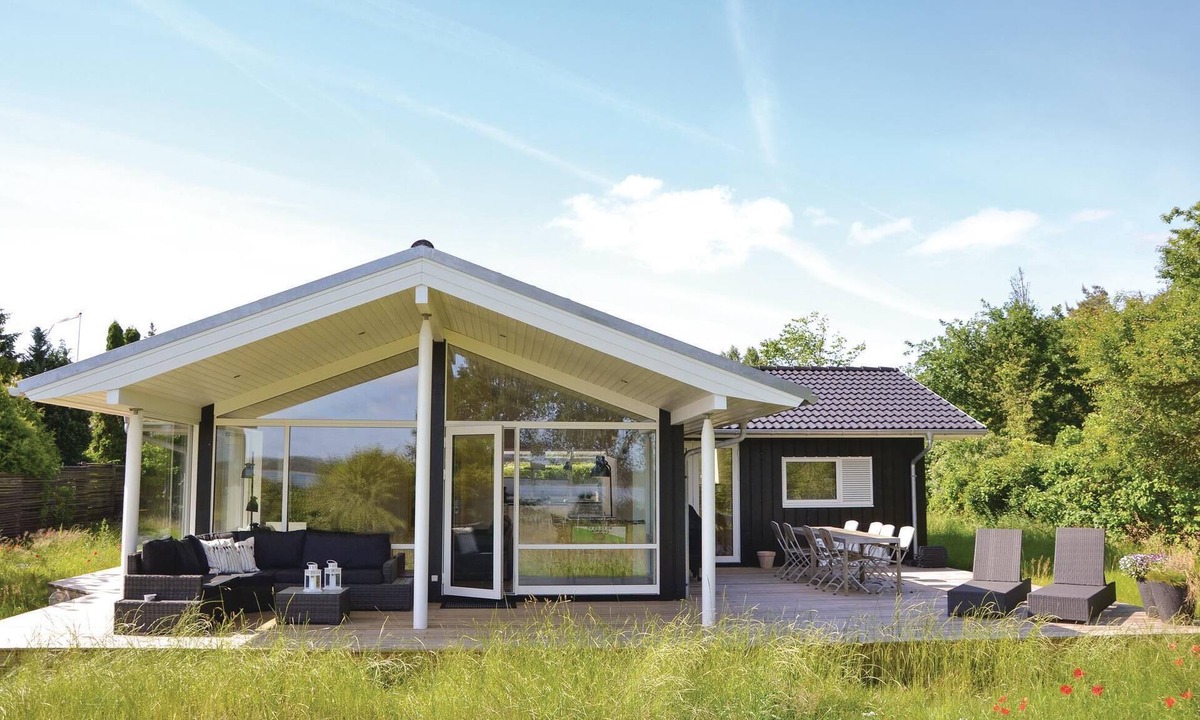 Kulhuse House | Nice home in Jægerspris with sauna
