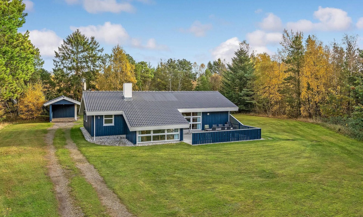 Jerup House | Nice home in Jerup with kitchen