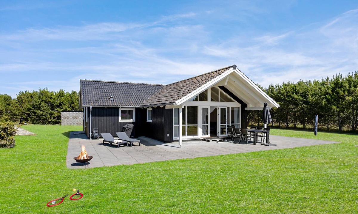 Jerup House | Nice home in Jerup with sauna