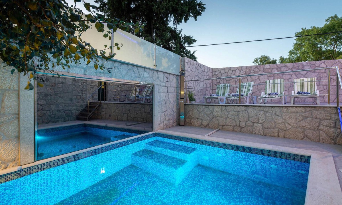 Kamenmost House | Nice home in Kamenmost