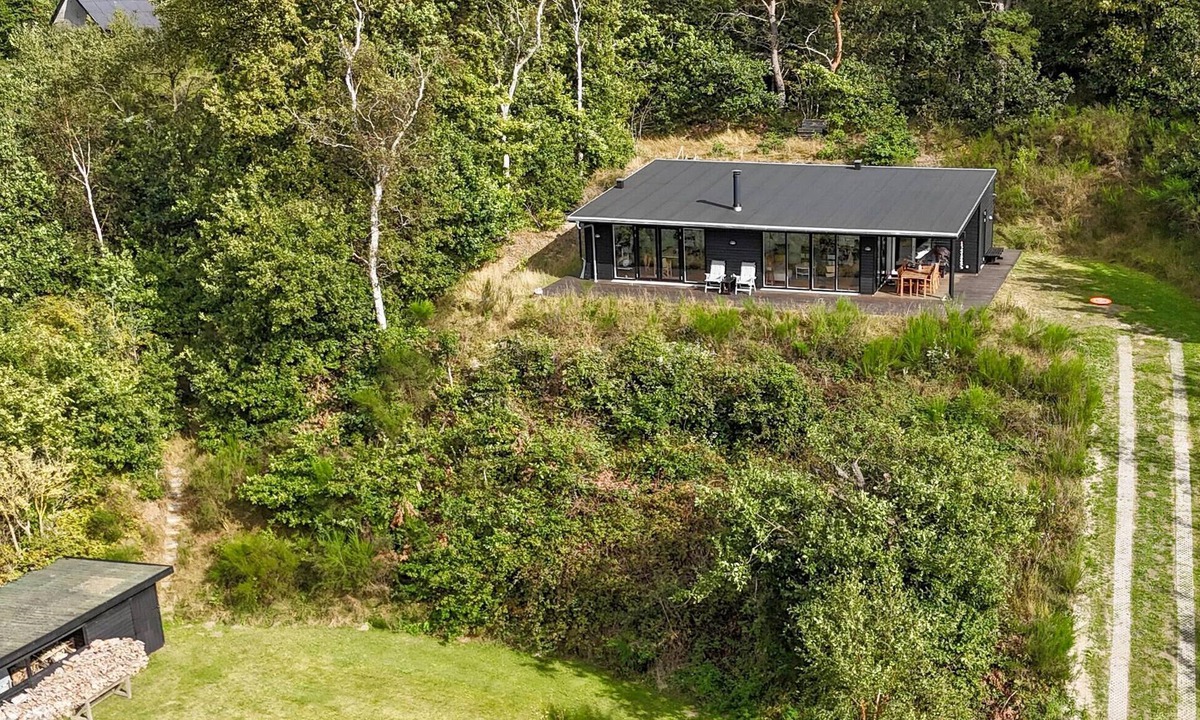 Knebel House | Nice home in Knebel with house sea view
