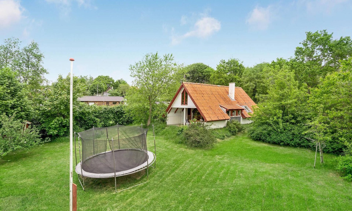 Logstrup House | Nice home in Løgstrup with WiFi