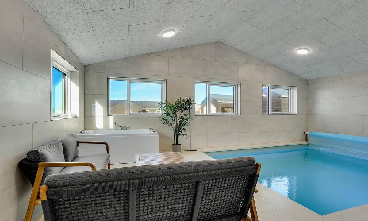 Lokken House | Nice home in Løkken with kitchen