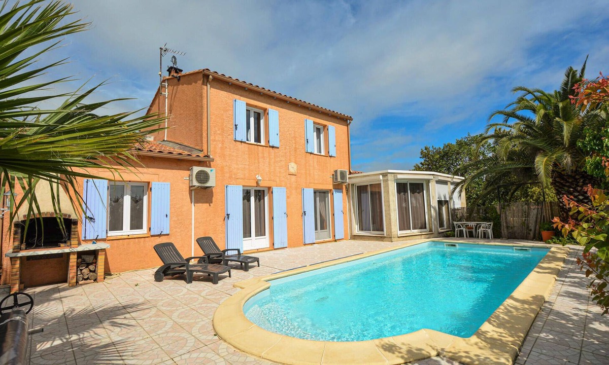 Montignargues House | Nice home in Montignargues