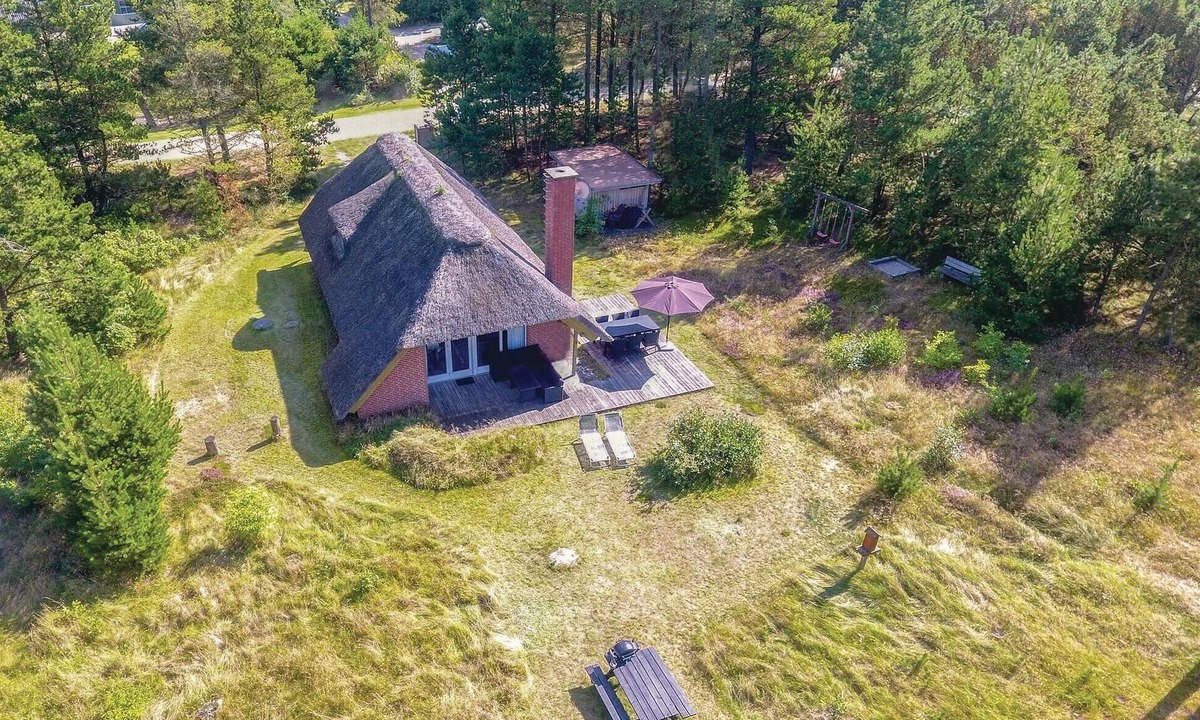 Houstrup House | Nice home in Nørre Nebel with sauna