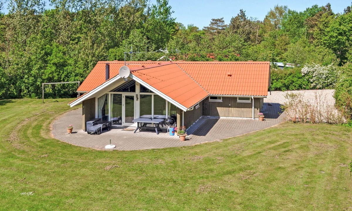 Jegum House | Nice home in Oksbøl with sauna
