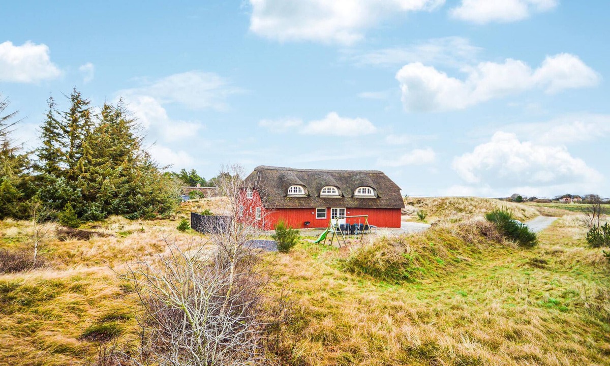 Toftum House | Nice home in Rømø with kitchen