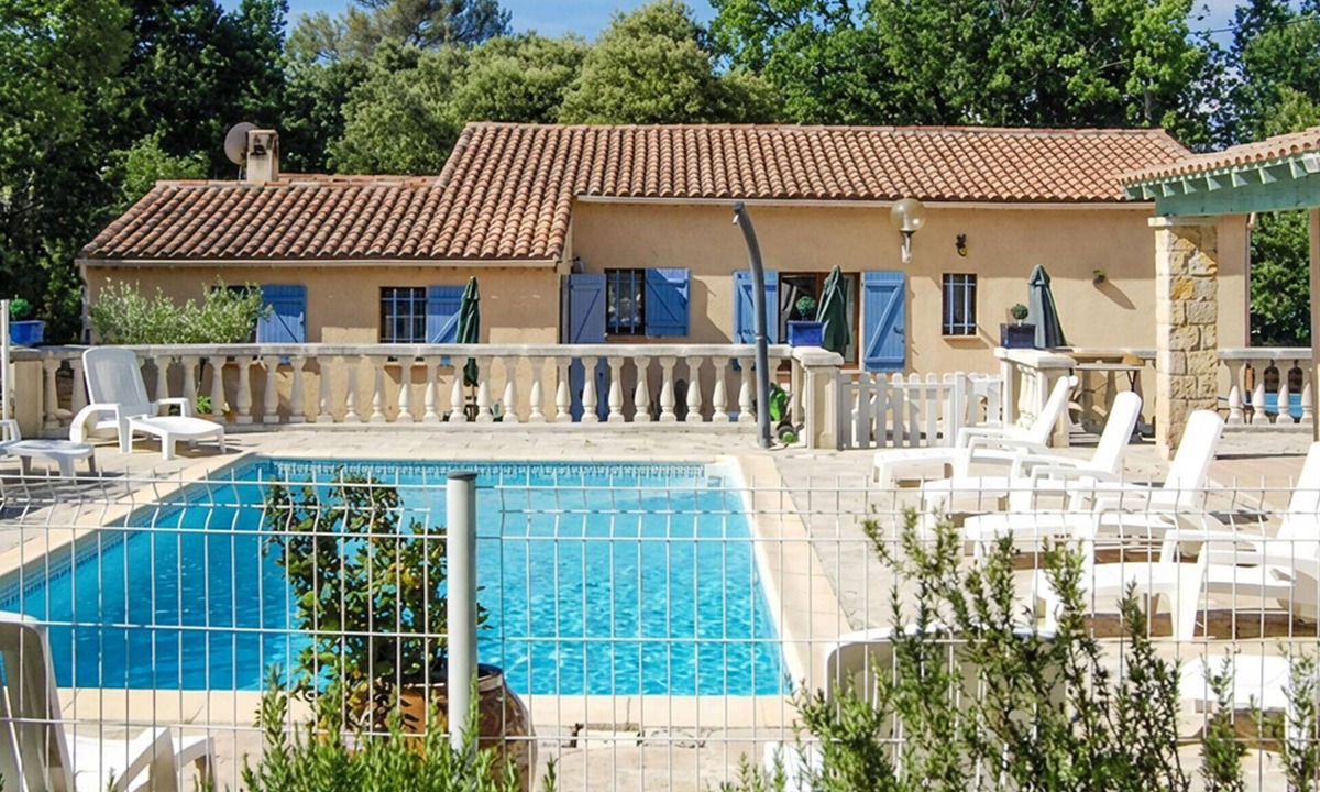 Regusse House | Nice home in Regusse with private swimming pool, can be inside or outside
