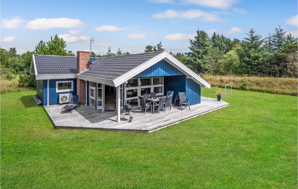 Lodbjerg Hede House | Nice Home In Ringkøbing With Kitchen