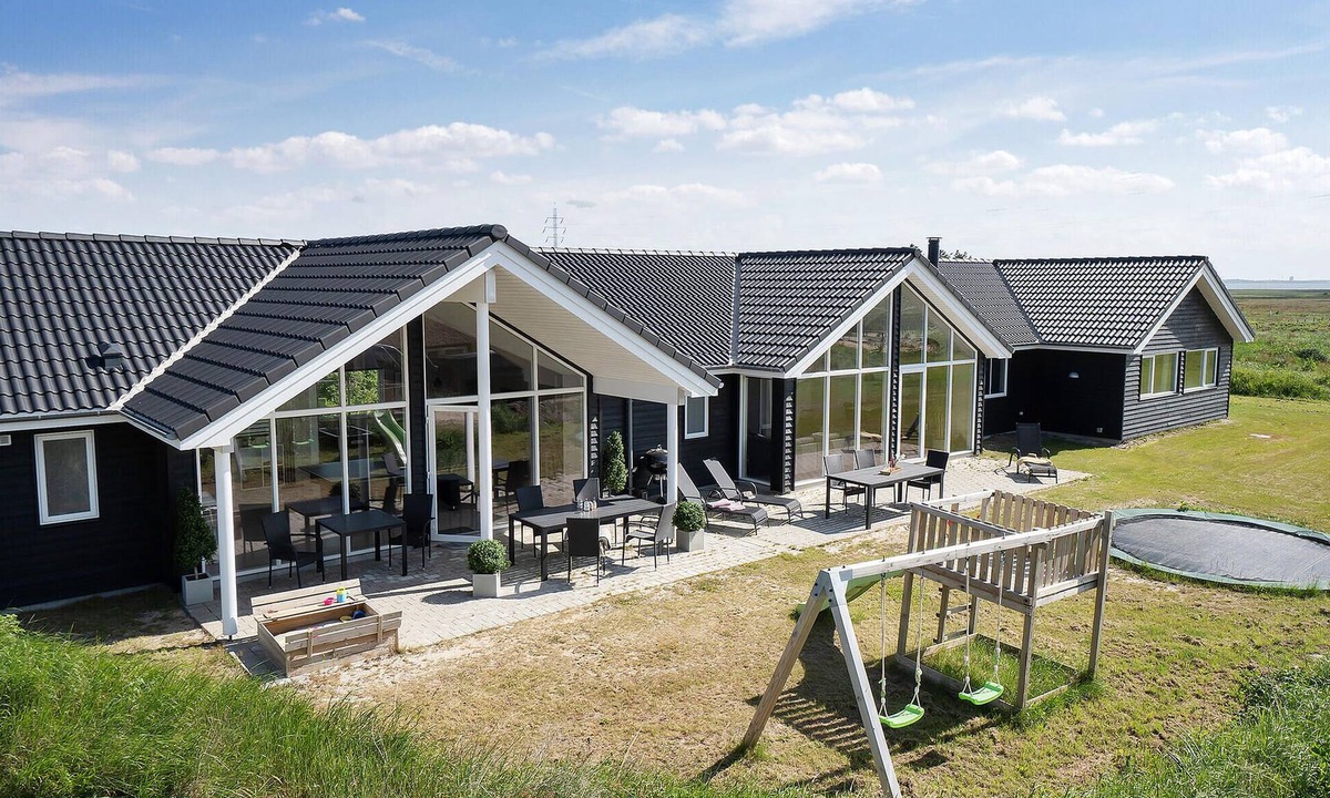 Klegod Strand House | Nice home in Ringkøbing with sauna