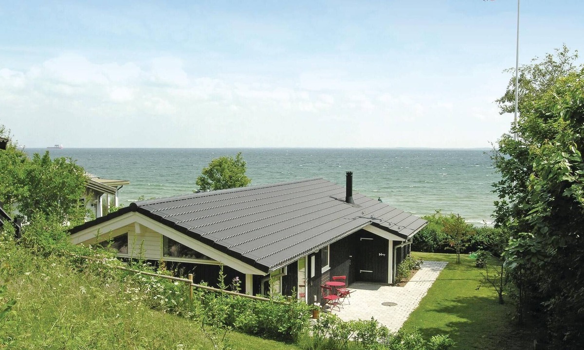 Rudkobing House | Nice home in Rudkøbing with WiFi