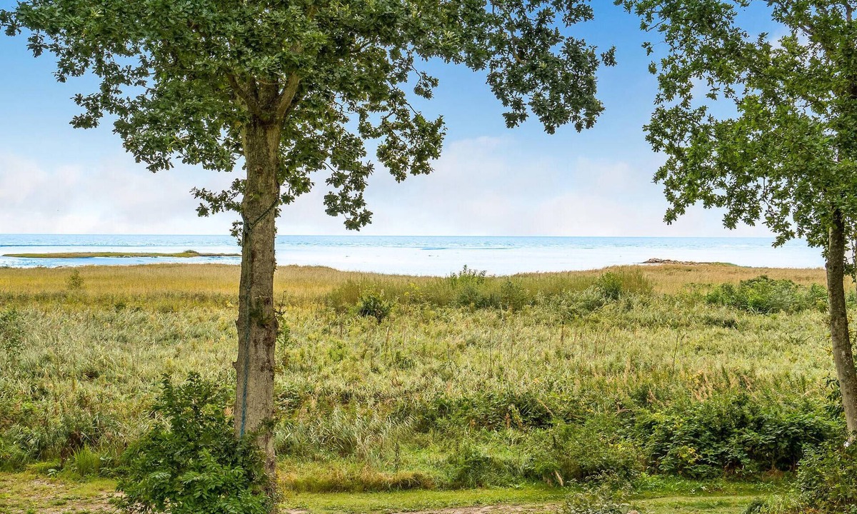 Storvorde House | Nice home in Storvorde with kitchen