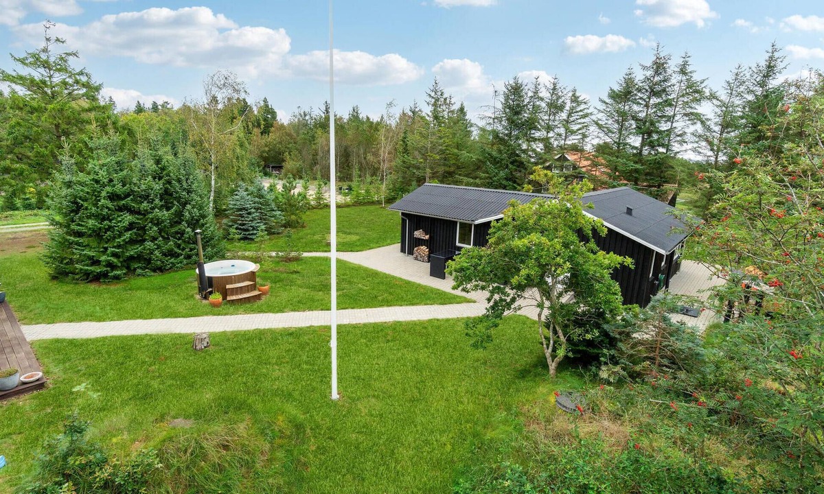 Thyholm House | Nice home in Thyholm with WiFi