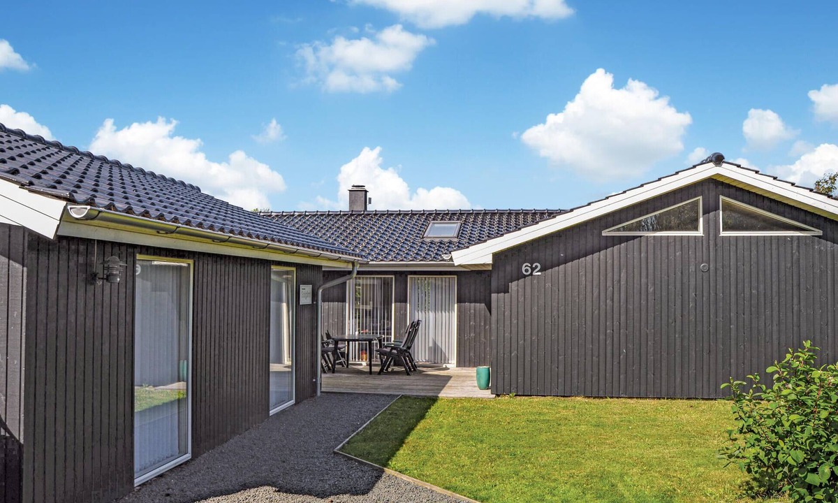 Vestervig House | Nice home in Vestervig with sauna